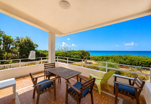 Punta Braccetto Fronte Mare: Autumn, Balcony / Terrace / Patio, Building Exterior, Garden, Spring, Summer