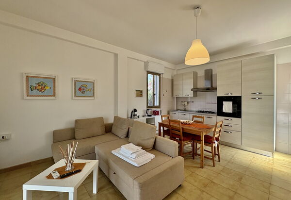 Punta Braccetto Fronte Mare: Autumn, Kitchen, Living Room, Spring, Summer