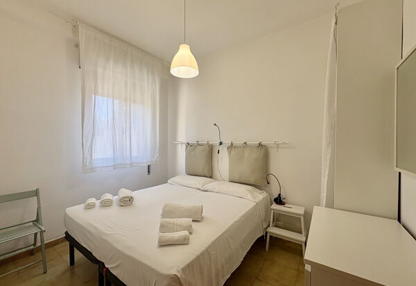 Punta Braccetto Fronte Mare: Autumn, Bedroom, Spring, Summer