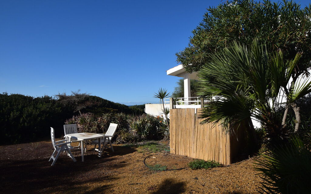 Punta Braccetto Fronte Mare: Autunno, Estate, Giardino, Primavera