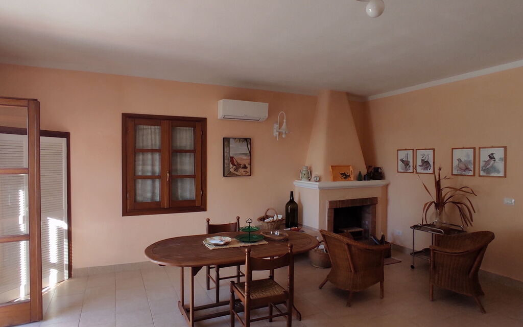 Villa Vignola: Autunno, Estate, Primavera, Sala da pranzo, Soggiorno