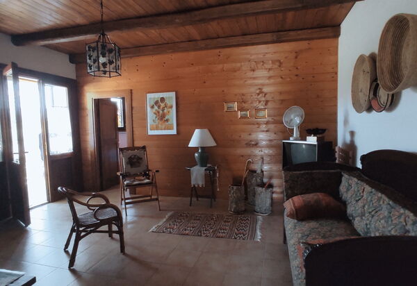 Baita Vignola: Autumn, Living Room, Spring, Summer