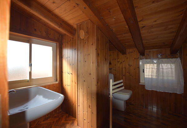 Villa Lina: Autumn, Bathroom, Spring, Summer