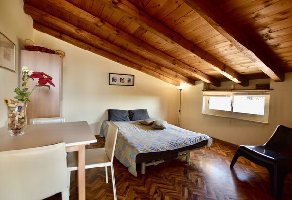 Villa Lina: Autumn, Bedroom, Living Room, Spring, Summer