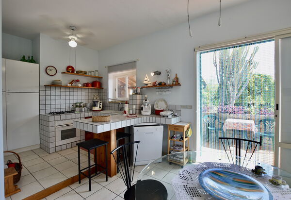 Villa Lina: Autumn, Kitchen, Spring, Summer