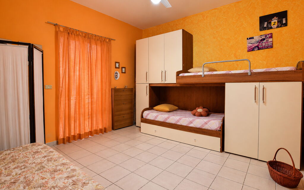 Villa Lina: Autumn, Bedroom, Spring, Summer