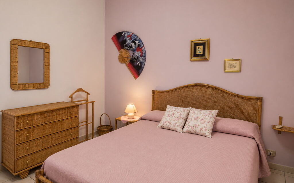 Villa Lina: Autumn, Bedroom, Spring, Summer
