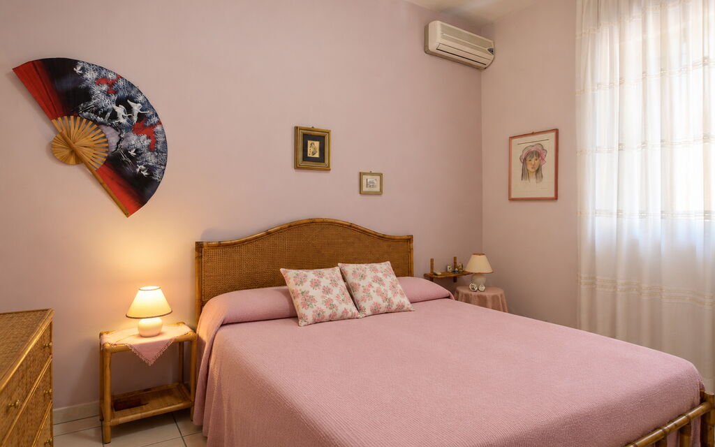 Villa Lina: Autumn, Bedroom, Spring, Summer