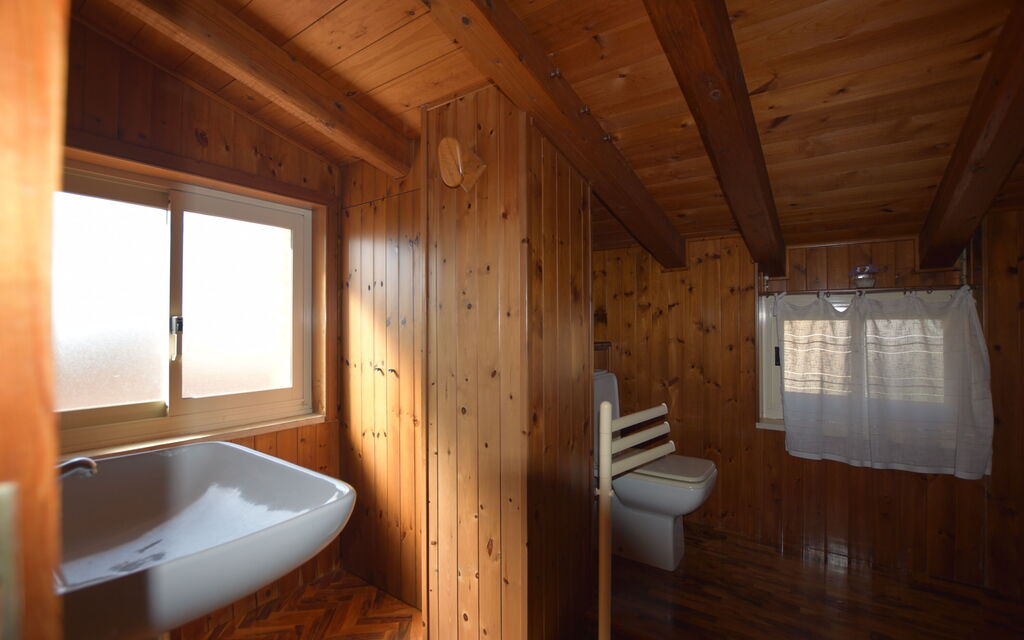 Villa Lina: Autumn, Bathroom, Spring, Summer