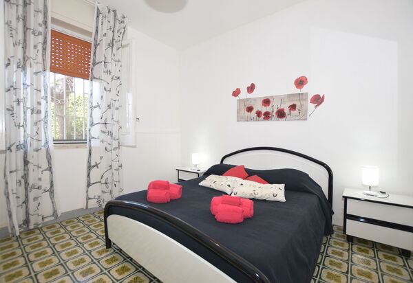 Villa Sole Mare: Autumn, Bedroom, Spring, Summer