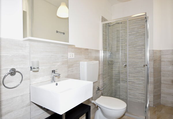 Villa Sole Mare: Autumn, Bathroom, Spring, Summer