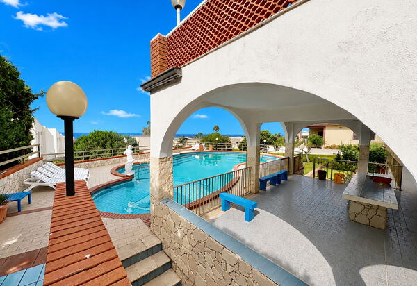 Villa Sole Mare: Autumn, Pool, Spring, Summer