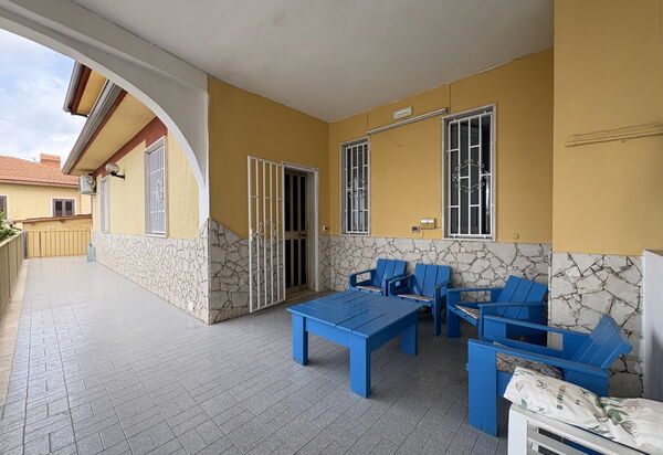 Villa Sole Mare: Autumn, Balcony / Terrace / Patio, Garden, Spring, Summer