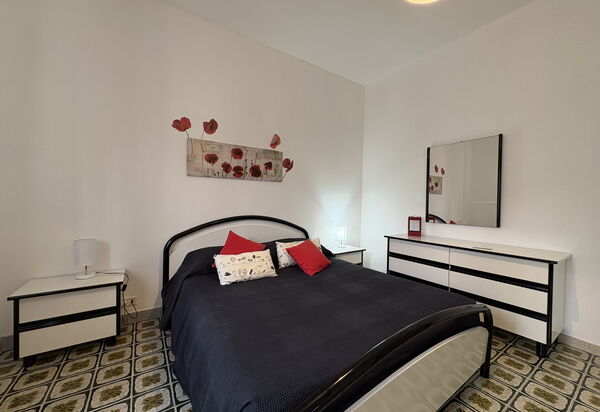 Villa Sole Mare: Autumn, Bedroom, Spring, Summer
