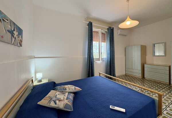 Villa Sole Mare: Autumn, Bedroom, Spring, Summer