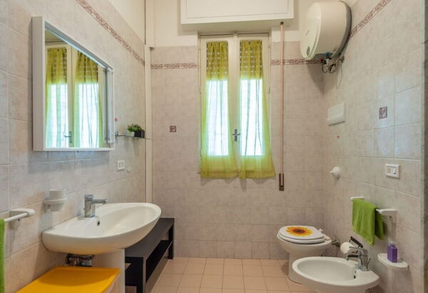 Villa Sole Mare: Autumn, Bathroom, Spring, Summer