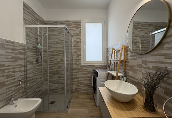 Villa Benvenuti al Sud: Autumn, Bathroom, Spring, Summer