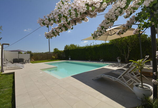 Villa Benvenuti al Sud: Autunno, Estate, Giardino, Piscina, Primavera