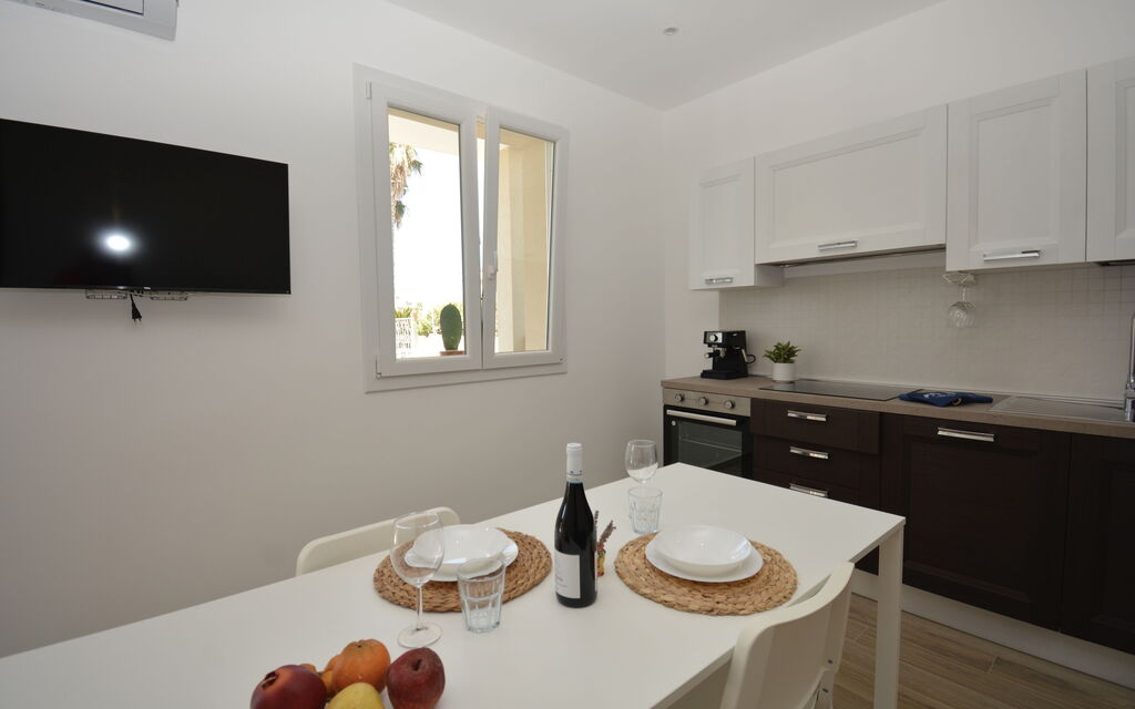 Villa Benvenuti al Sud: Autumn, Kitchen, Living Room, Spring, Summer
