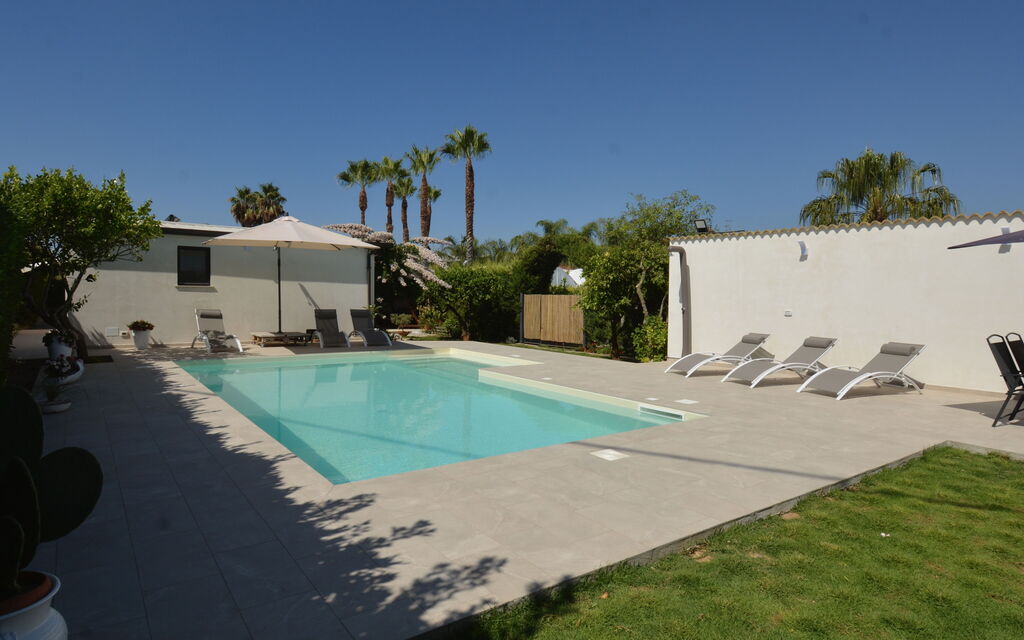 Villa Benvenuti al Sud: Autumn, Garden, Pool, Spring, Summer