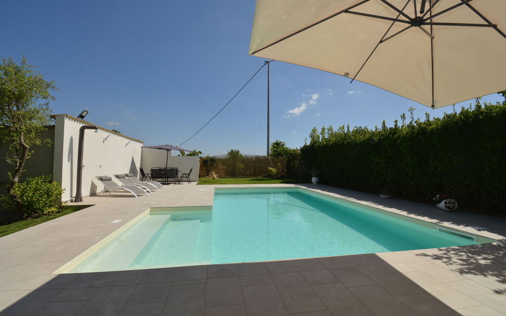 Villa Benvenuti al Sud: Autumn, Balcony / Terrace / Patio, Pool, Spring, Summer