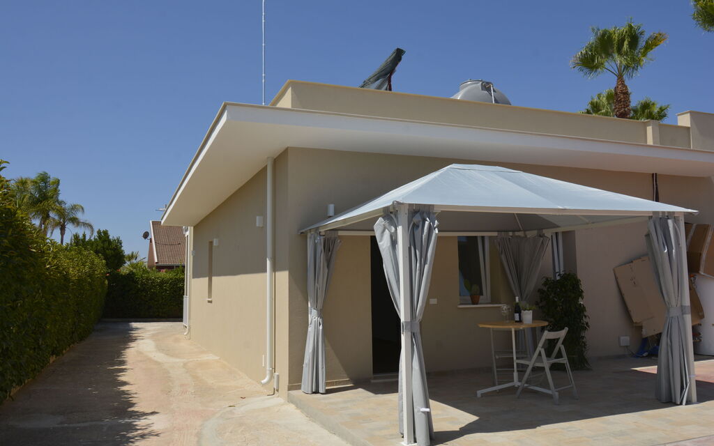 Villa Benvenuti al Sud: Autumn, Balcony / Terrace / Patio, Spring, Summer