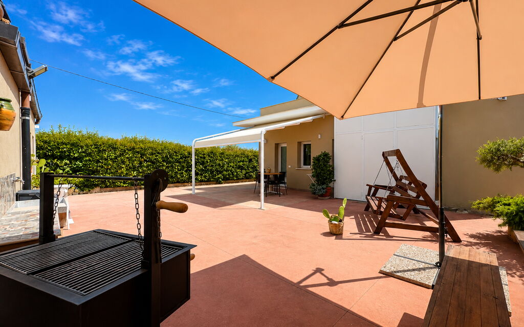 Villa Benvenuti al Sud: Autumn, Balcony / Terrace / Patio, Building Exterior, Spring, Summer
