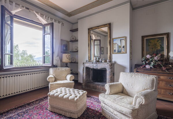 Villa Golly: Autunno, Estate, Primavera, Soggiorno