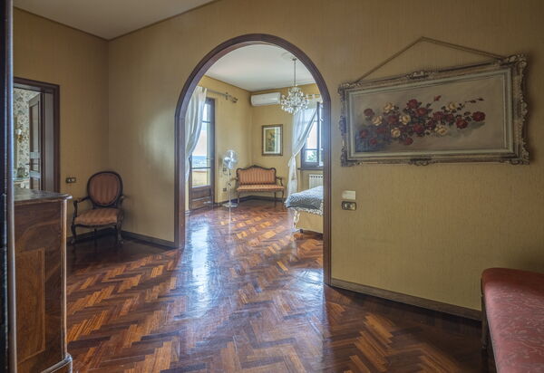 Villa Golly: Autunno, Estate, Primavera