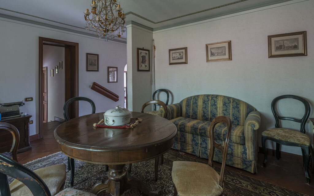 Villa Golly: Autunno, Estate, Primavera, Sala da pranzo