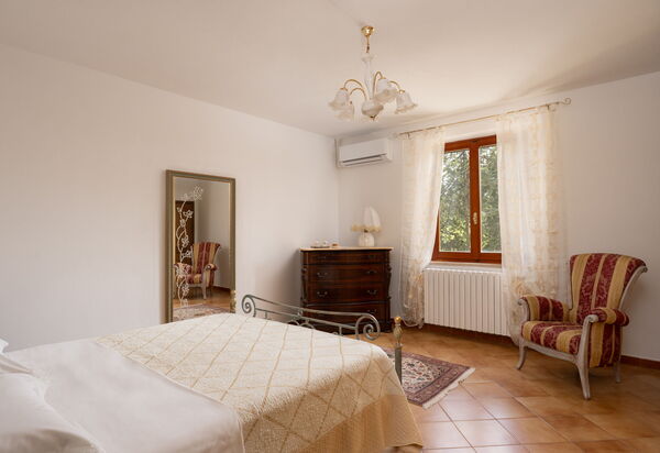 Villa i Fiori: Camera da letto