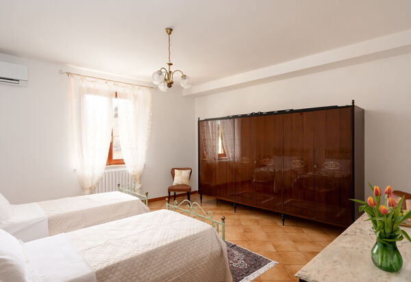Villa i Fiori: Camera da letto
