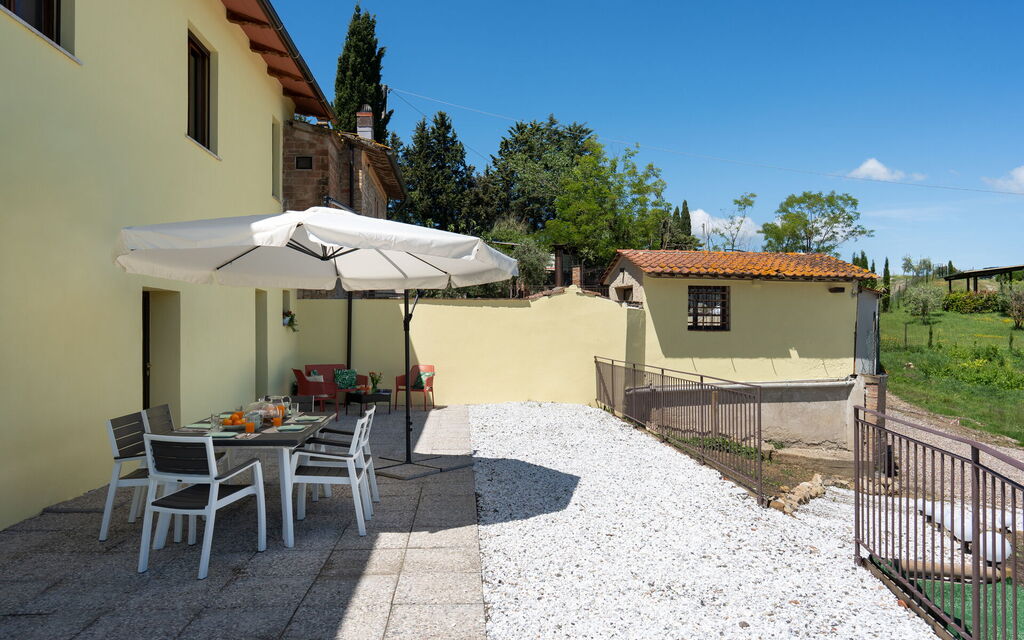 Villa i Fiori: Balcony / Terrace / Patio, Building Exterior, Outdoor