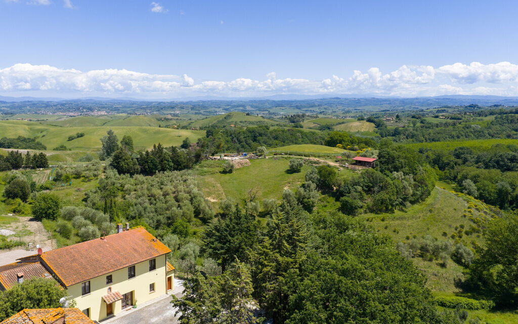Villa i Fiori: Building Exterior, Outdoor, Scenic View