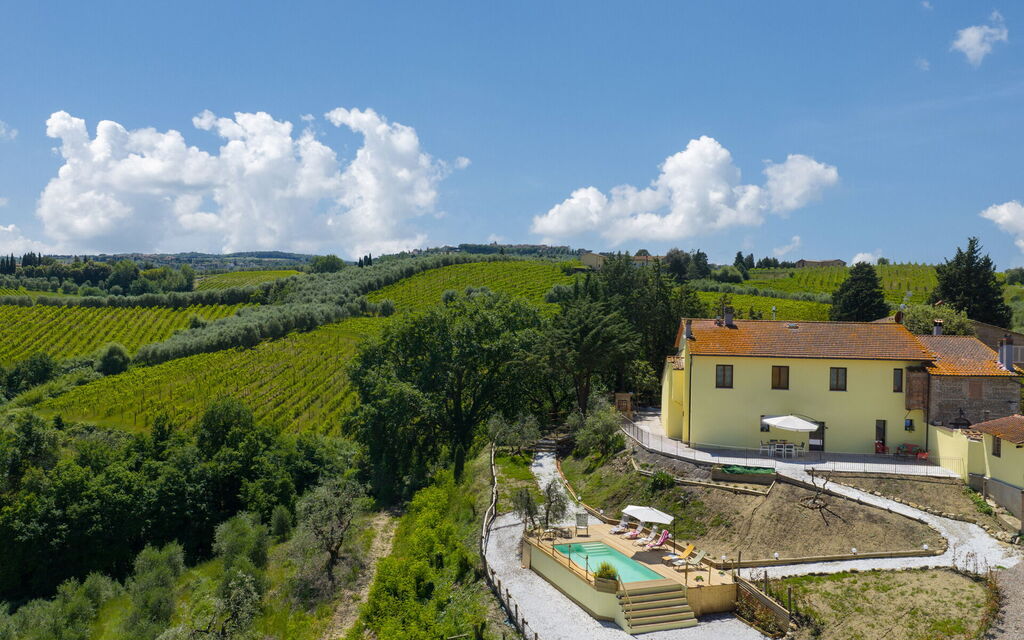 Villa i Fiori: Building Exterior, Outdoor, Scenic View