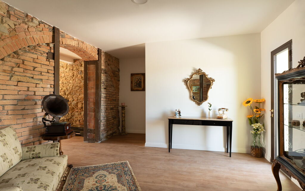 Villa i Fiori: Living Room