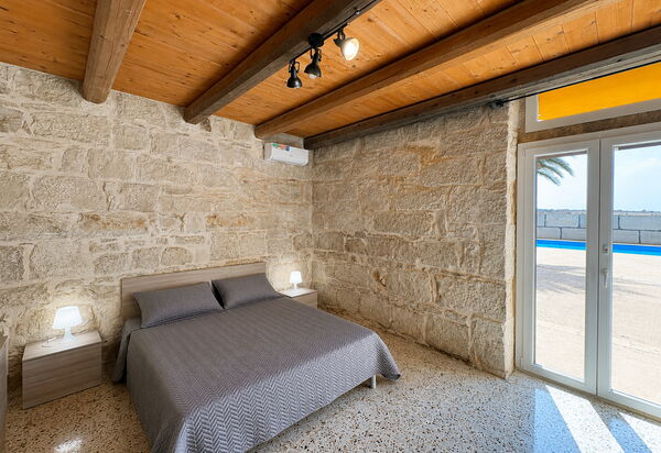 L'Oasi di Salvo: Autumn, Bedroom, Spring, Summer
