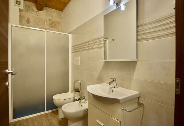 L'Oasi di Salvo: Autumn, Bathroom, Spring, Summer