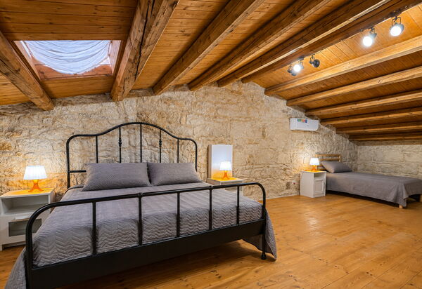 L'Oasi di Salvo: Autumn, Bedroom, Spring, Summer