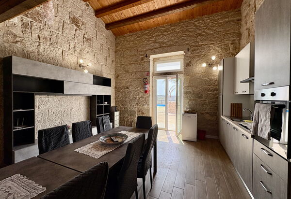 L'Oasi di Salvo: Autumn, Kitchen, Spring, Summer