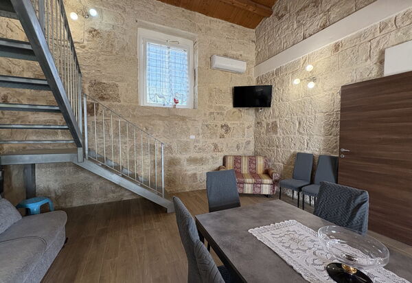 L'Oasi di Salvo: Autumn, Kitchen, Living Room, Spring, Summer