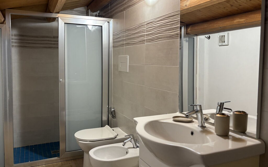 L'Oasi di Salvo: Autunno, Bagno, Estate, Primavera