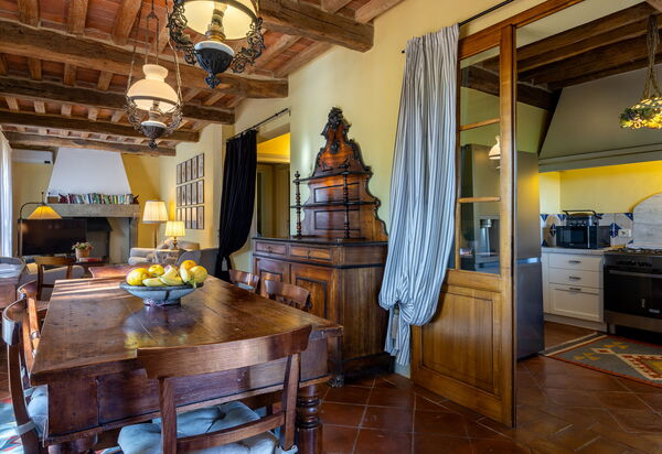 Villa Santa Barbara: Autunno, Cucina, Estate, Primavera, Sala da pranzo, Soggiorno