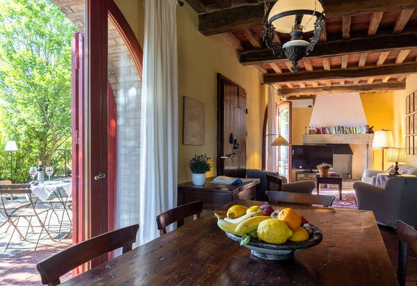 Villa Santa Barbara: Autunno, Estate, Primavera, Sala da pranzo, Soggiorno