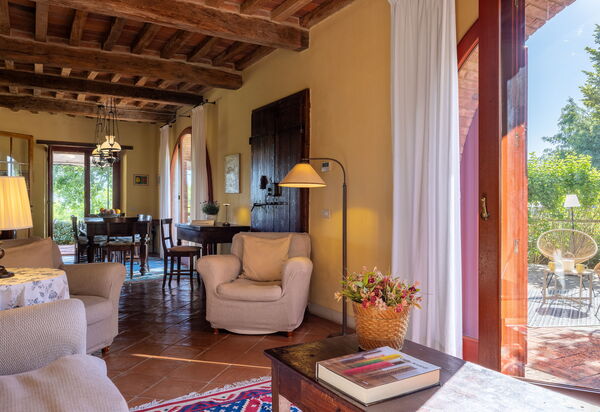 Villa Santa Barbara: Autunno, Estate, Primavera, Sala da pranzo, Soggiorno