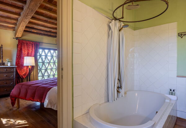 Villa Santa Barbara: Autunno, Bagno, Camera da letto, Estate, Primavera