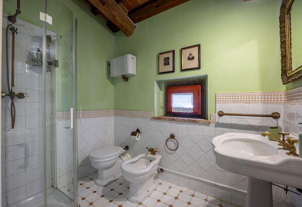 Villa Santa Barbara: Autunno, Bagno, Estate, Primavera