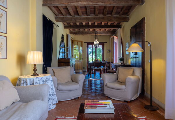 Villa Santa Barbara: Autunno, Estate, Primavera, Sala da pranzo, Soggiorno