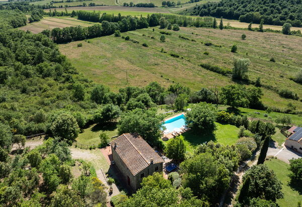 Villa Santa Barbara, Pool and Relax, Siena Countryside: Autunno, Estate, Primavera, Vista Panoramica