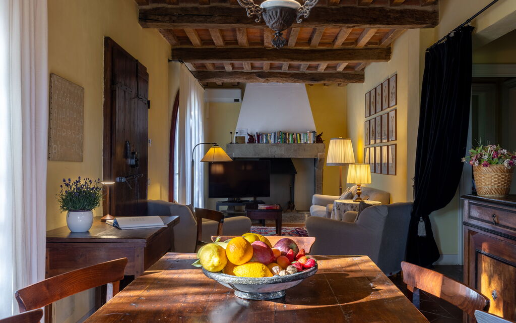 Villa Santa Barbara: Autunno, Estate, Primavera, Sala da pranzo, Soggiorno